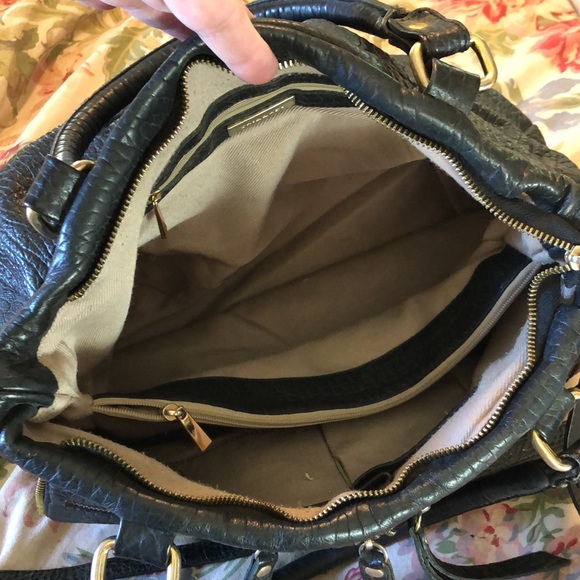 CRIZZAPI Bolsas Brazil Thick Pebbled Leather Zipper Detail Motorcycle Pouch LUXE - Picture 8 of 16